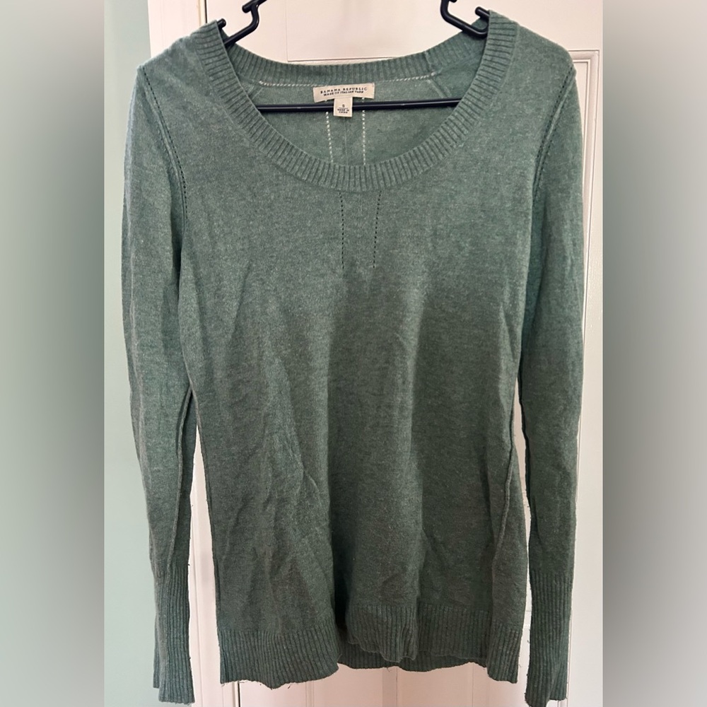 Women’s Small Banana Republic Sage Green Crew Neck Wool Sweater